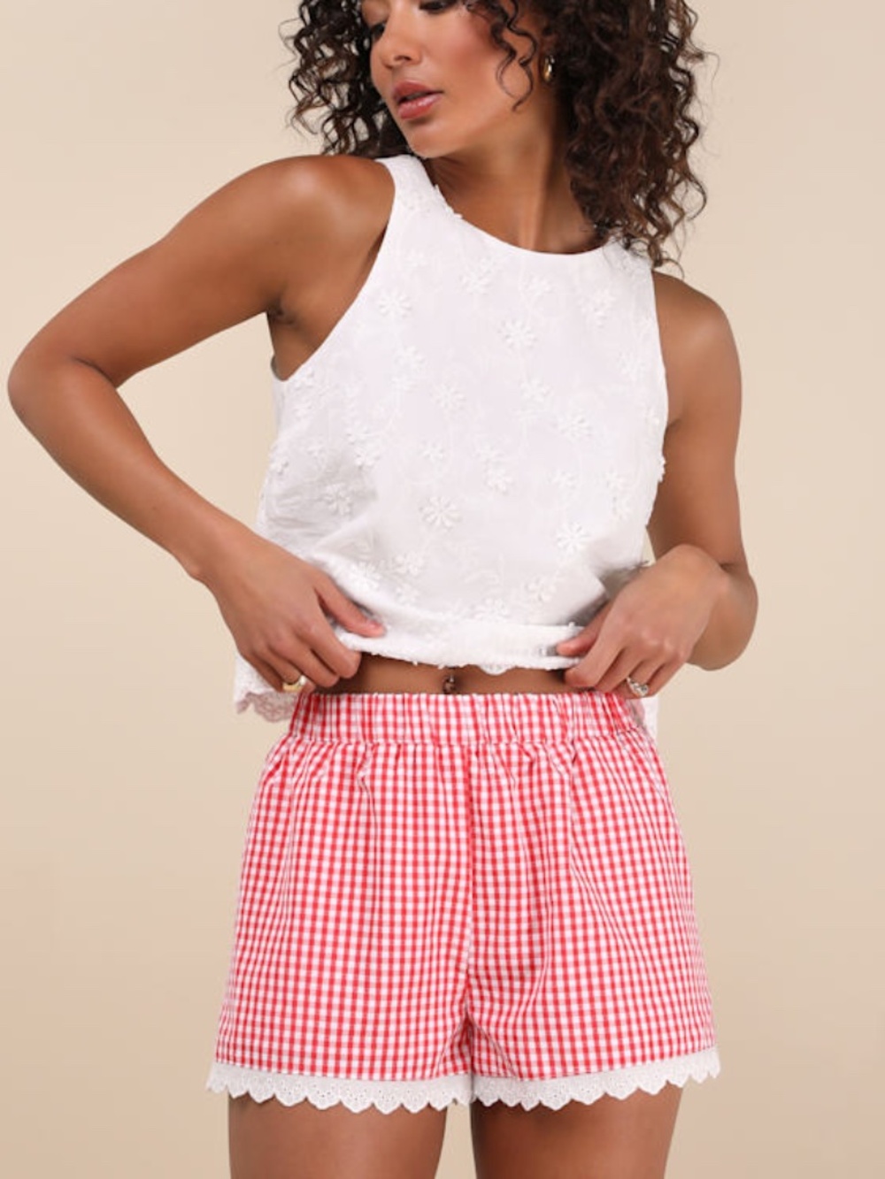 Lulus Marija Red Gingham Scalloped Shorts - Size M